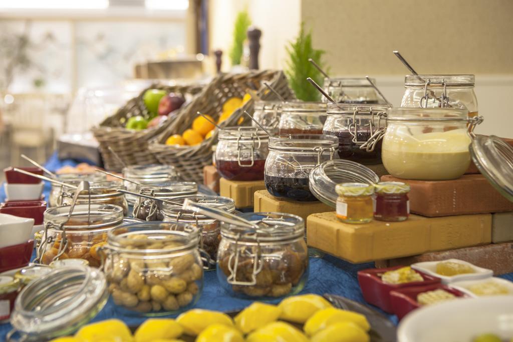 Raymar Hotels Ankara Buitenkant foto